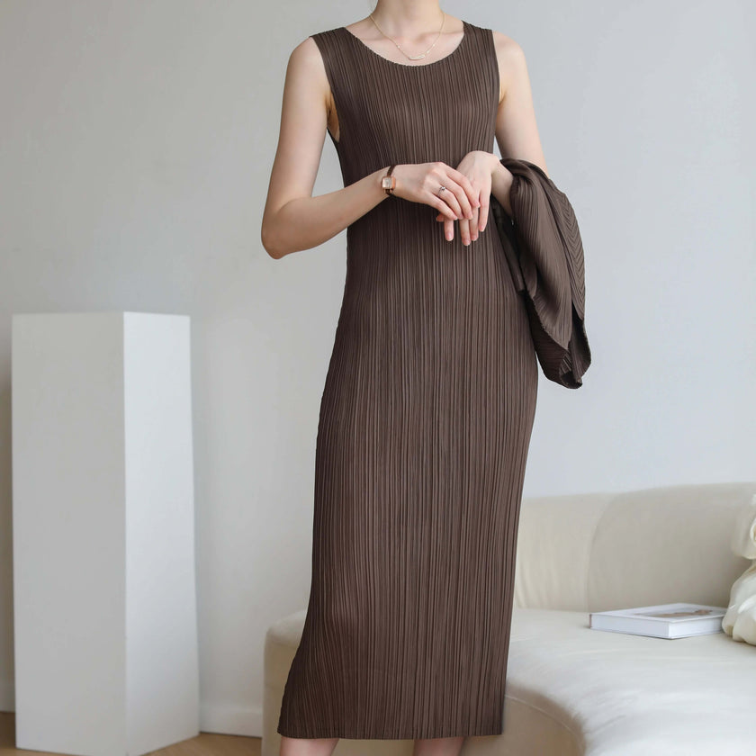 Japanese Style Pleated Sleeveless Dress
