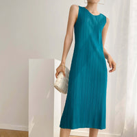 Japanese Style Pleated Sleeveless Dress