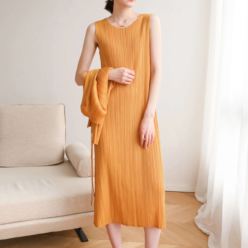 Japanese Style Pleated Sleeveless Dress