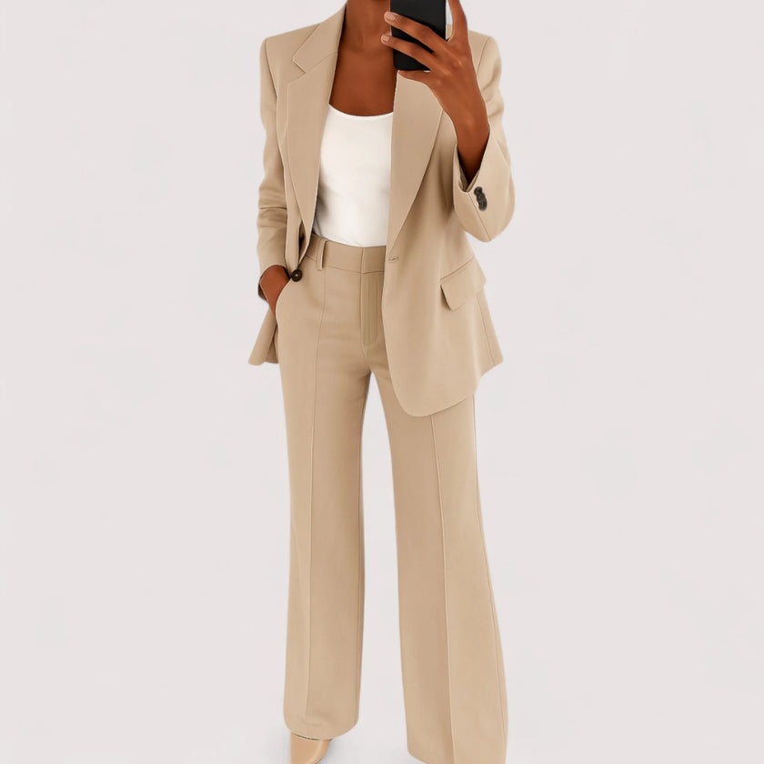 Valyra – Tailored Two-Piece Suit